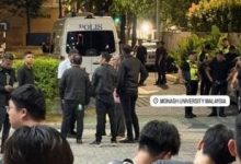 Photo of 蒙纳士大学今夜突封锁 网传发现炸弹 紧急疏散学生