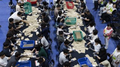Photo of 韩地方选举14投票站选票不足 一度中断投票史无前例
