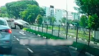 Photo of 轿车失控撞分界堤货车后逆行逃逸 63岁男司机助查