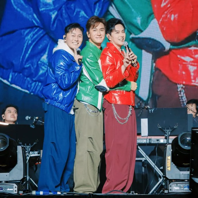曹永廉、马国明和萧正楠将于7月11日在云顶举行《三个男人一个Show》演唱会。(取自微博)