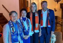 Photo of 日天皇与荷国王夫妇 一起看世界杯日荷大战