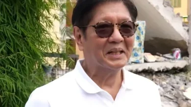 Photo of 视察灾区两次无故大笑 网轰菲总统缺同理心