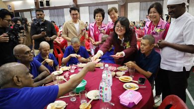 Photo of 世华博爱慈善午宴 | 世华槟城分会招待85人 派红包惠弱势唤关注 