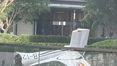 Photo of 北京第一高楼遭小飞机撞击   残骸散落路面员工紧急疏散