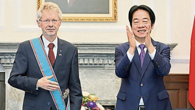 Photo of 肯定挺台捍卫民主 赖清德赠勋捷克议长
