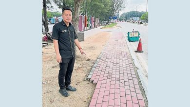 Photo of 蔡求伟：人行道破损 吉里望步行街拟提升