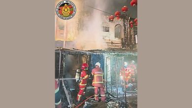 Photo of 茨厂街3店摊起火 全被烧毁 无人伤亡