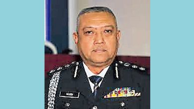 Photo of 疑债务纠纷纵火烧摩多 警据情报捕嫌犯