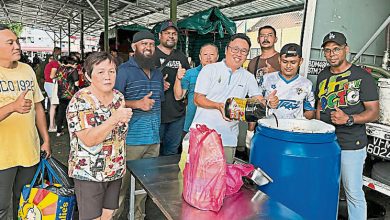 Photo of 甘榜马来由睦邻委会等单位联办 回收189公升废弃食油