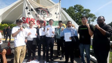 Photo of 逾20组织国会外抗议 吁阻莱纳斯稀土出口