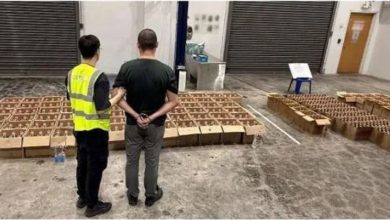 Photo of 社媒接单运漏税酒 中国男狮城被捕