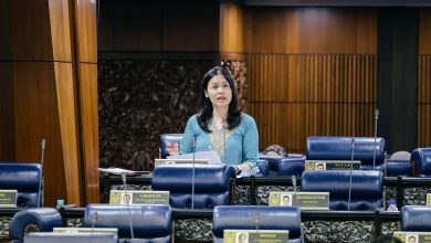 Photo of 修正案三读通过 议员不能任通委会主席