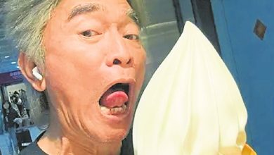 Photo of 宪哥捷运站吃冰 亲上火线道歉