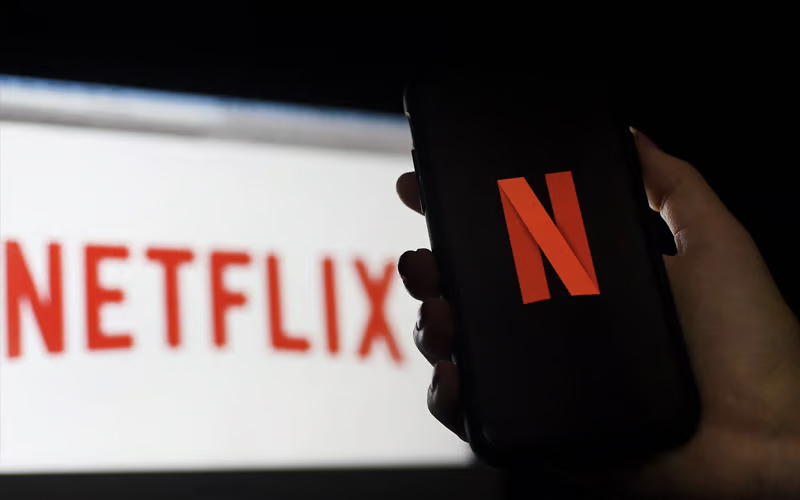 Netflix的《安眠指南》成为不少人的“助眠神器”,网民笑言,因为每次都在几分钟内睡着,至今仍不知道影片内容。(法新社照片)
