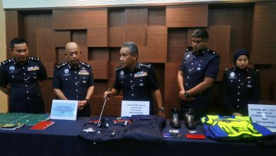 Photo of 抢劫难民 7人包括3警被捕