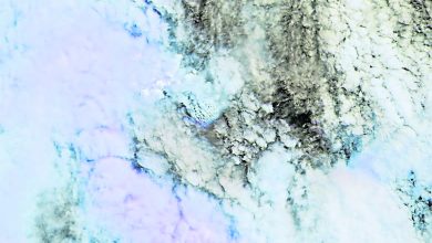 Photo of NASA卫星追踪观测 海底火山爆发或现新岛屿