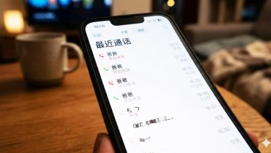 Photo of 嫌父亲每晚来电太烦 男子看到笔记泪崩立刻回乡