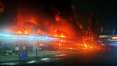 Photo of 雪州批发市场午夜大火 消防员紧急灌救