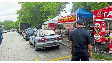 Photo of 小贩霸停车位开档 沙亚南市厅置牌禁止