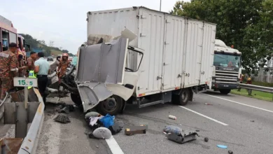 Photo of 南北大道2罗里追尾相撞 酿1男死1女伤