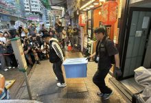 Photo of 港2书店涉拥煽动书籍 国安处搜查5人被捕