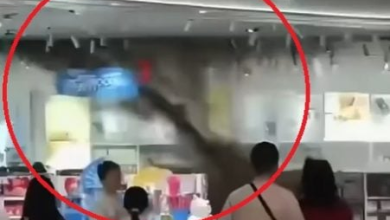 Photo of 商场天花板突降“黑雨”!店铺商品遭淹 网误以为粪水