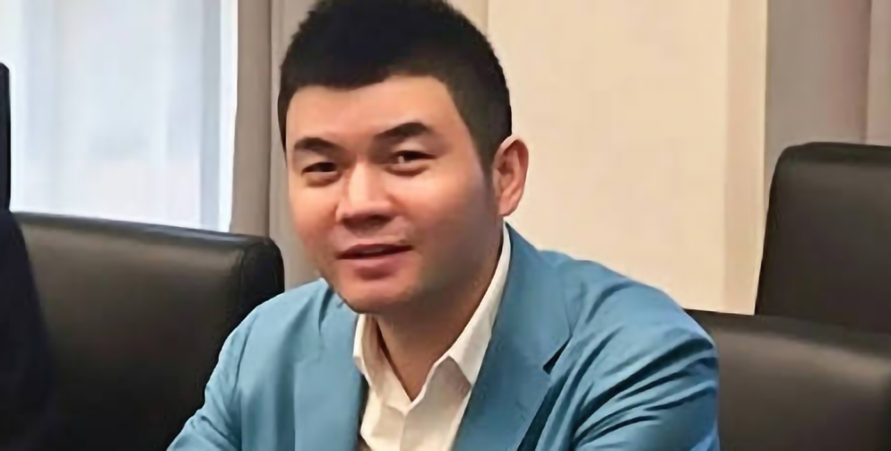 被视为柬埔寨太子控股集团“第二把交椅”的胡石。