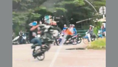 Photo of 飙车族住宅区飞驰危驾 居民投诉多年未改善
