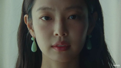 Photo of Jennie MV胸前闪现阴影疑走光 粉丝批过度检视缺尊重