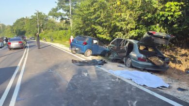 Photo of 轿车过弯失控撞车 厨师当场身亡