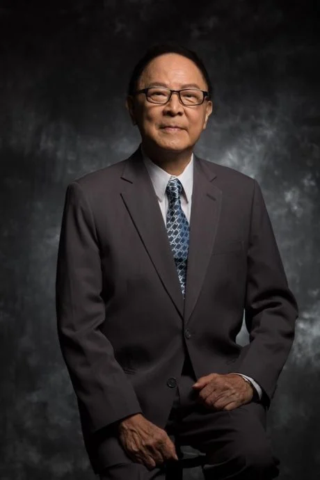 香港知名老戏骨、TVB资深艺人、戏剧教育家“ King Sir”钟景辉,于6月3日在家中睡梦中安详离世,享年89岁。(取自网络)