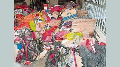 Photo of 住家囤杂物脏乱差 市议会限3天完成清理