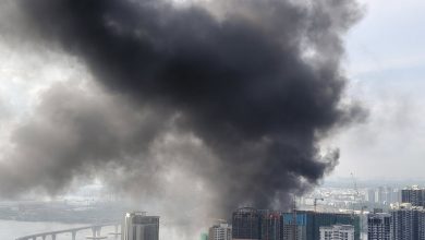 Photo of 新山浓烟滚滚冲天 网民直呼 “变天了!”