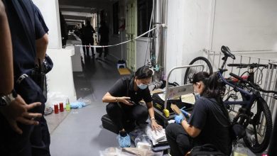 Photo of 2邻居组屋走廊互砍 一人中刀身亡