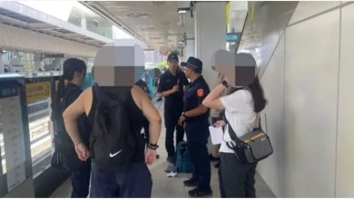 Photo of 不满包包被踢！男子掏美工刀遭制伏