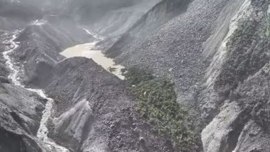Photo of 【中尼边境泥石流】难上加难！吉隆陡崖挡路　搜救人员设备难上堤顶