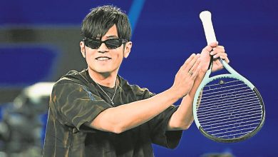 Photo of 周董拒到室内球场“比完还要签名拍照”