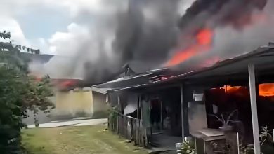 Photo of 83岁老翁火海获救 家属火场捡回钱桶