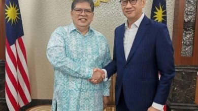 Photo of 黄基全晤议长90分钟 呈信内容下周一揭晓