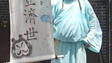Photo of 相亲失败留任NPC景区 “胖郎中”竟真懂把脉！
