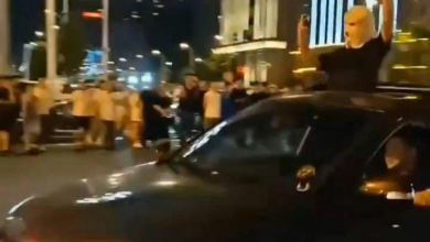 Photo of 辽宁百余年轻人戴面具持玩具枪飙车“炸街”! 警连夜出动围堵