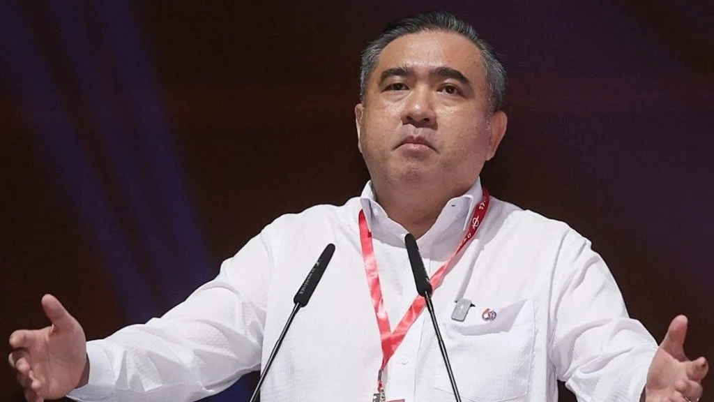陆兆福呼吁党员,行动党绝不能放弃成为全马人民所接受的多元种族政党的梦想。