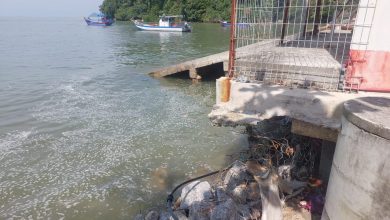 Photo of 季候风巨浪袭公巴 水长海岸线持续后退