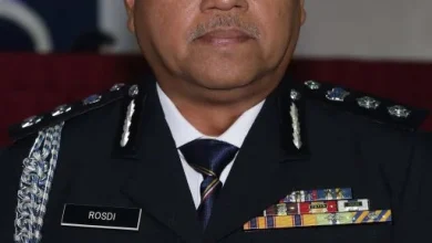 Photo of 图以私密照勒索男子 警捕一中国女子助查