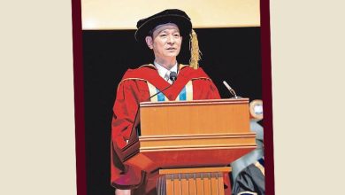 Photo of 刘德华获颁荣誉博士 “AI无法取代”