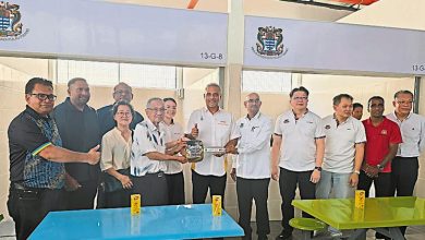 Photo of Jalan Lembah小贩中心启用 受轻铁工程影响9小贩迁入