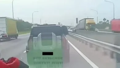 Photo of 休旅车龟速占快车道 无视救护车鸣笛不肯让路