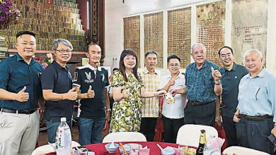 Photo of 【庇能台山宁阳会馆秋祭祀典暨敬老宴】颁48耆英乡亲红包 伍冠福：敬老不可或缺