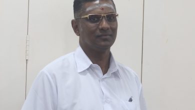 Photo of 知名播客主持人与嘉宾被捕 雷尔促内长总警长解释