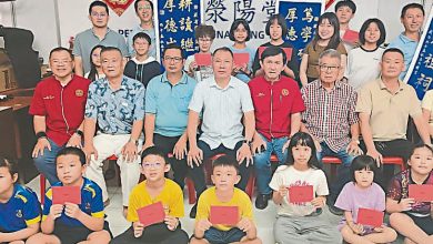 Photo of 【威省滎阳堂郑潘池宗祠週年庆暨祭祖大典】郑至桄感恩理事宗亲 同心协力深耕35载